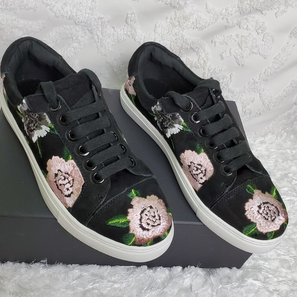 New Rebecca minkoff Bleecker floral embroidered sneakers size 7 - Picture 2 of 7